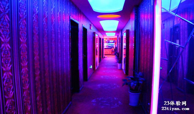 1720_56764
